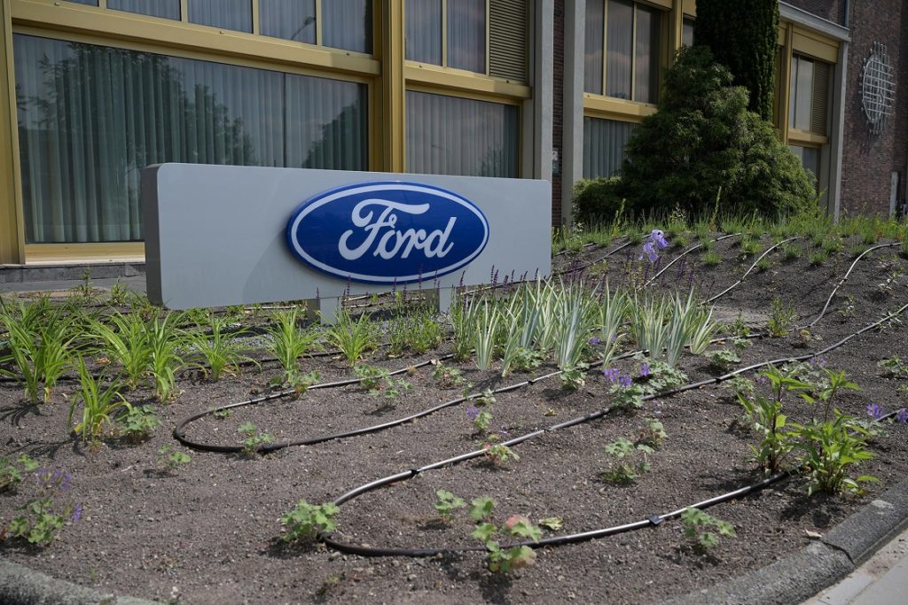 Ford otvára centrum elektrických vozidiel v nemeckom Kolíne