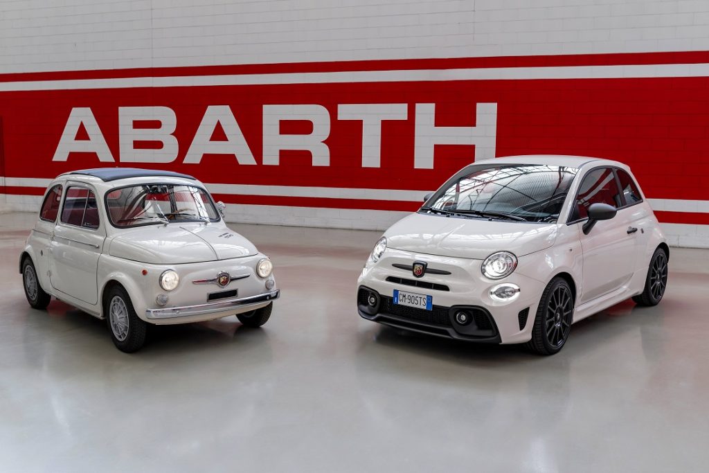 Abarth 595 oslavuje okrúhle výročie od predstavenia pôvodného modelu