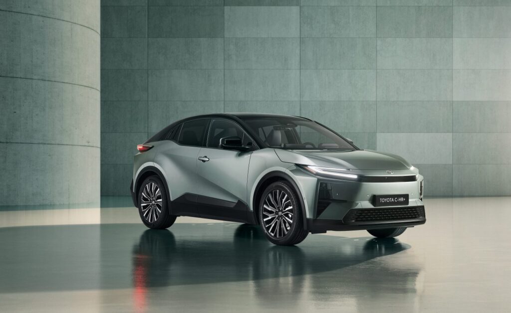 Nová Toyota C-HR+